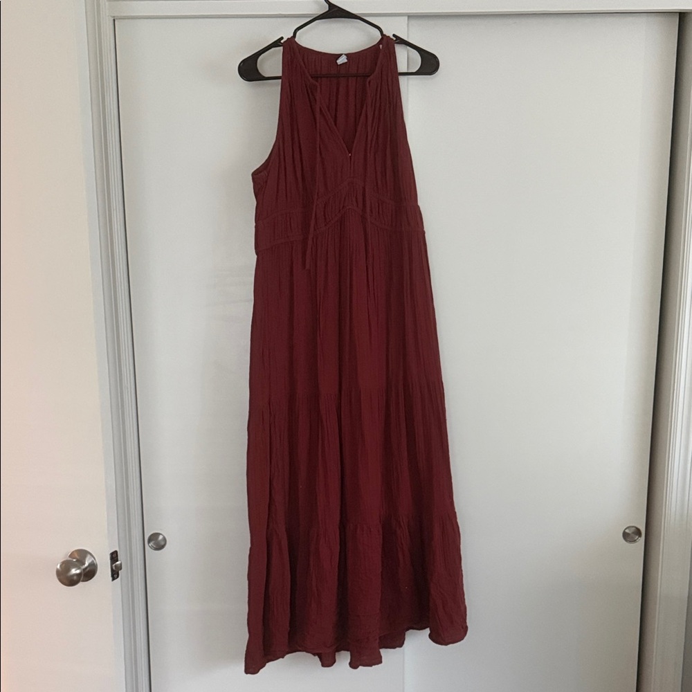 Old Navy Sleeveless Burgundy Maxi Dress with V-Neck Tie